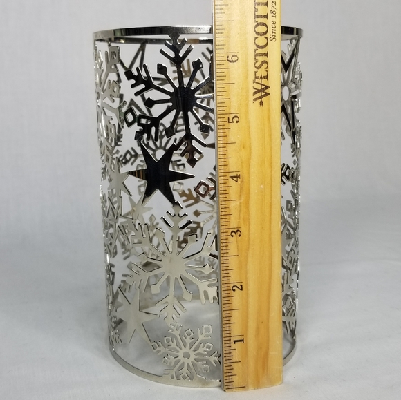 Silver Snowflakes Stars Jar Candle Sleeve Holder Metal 4" x 6.5"H - Picture 4 of 6